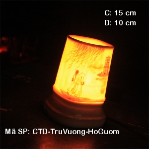 Đèn xông tinh dầu Bát Tràng khắc hoa văn Hồ Gươm| Dáng Trụ Vuông Đèn xông tinh dầu Bát Tràng khắc hoa văn Hồ Gươm| Dáng Trụ Vuông